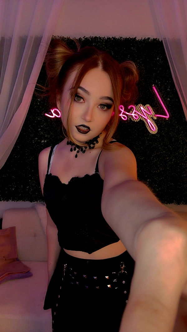 lyssaurora image ~ Altpins