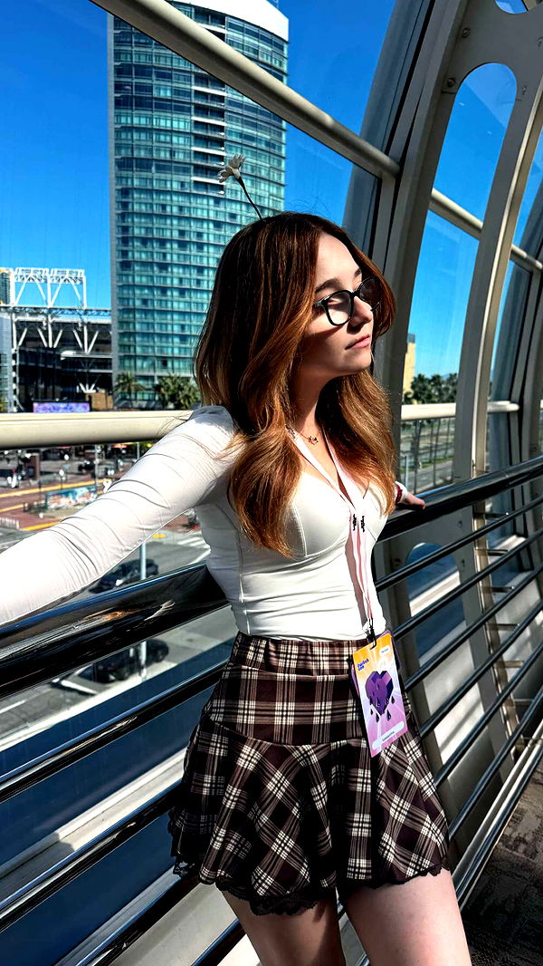 lyssaurora image ~ Altpins