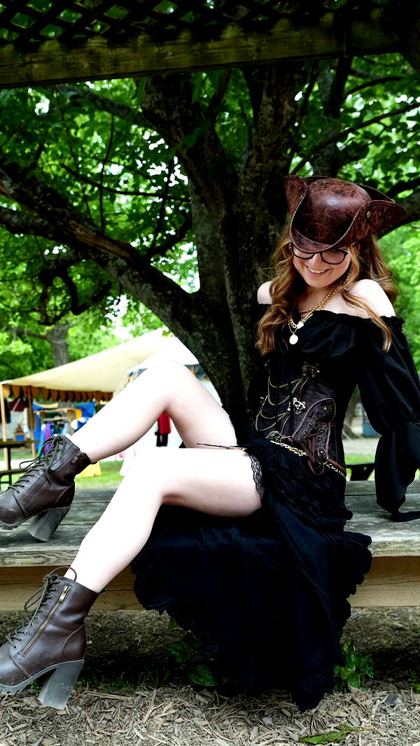 lyssaurora image ~ Altpins