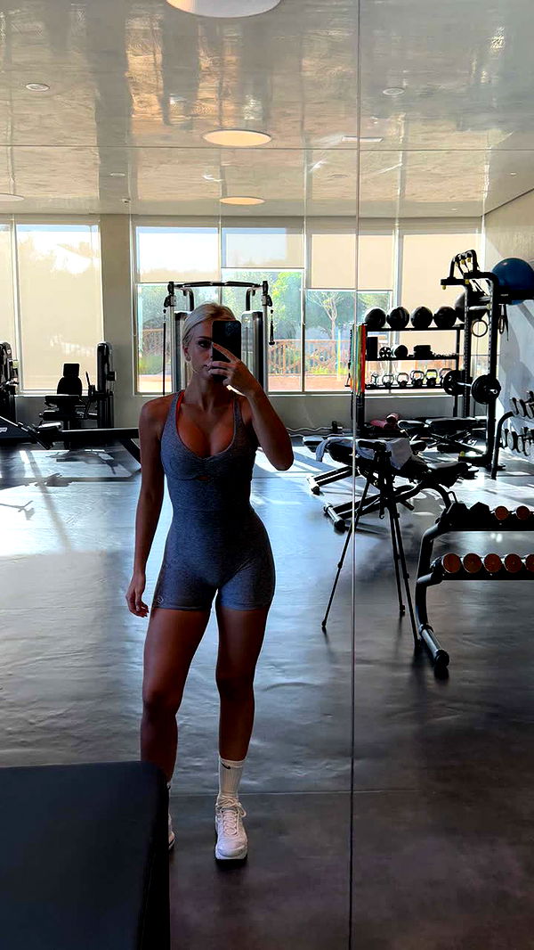 maddietaggx image ~ Altpins