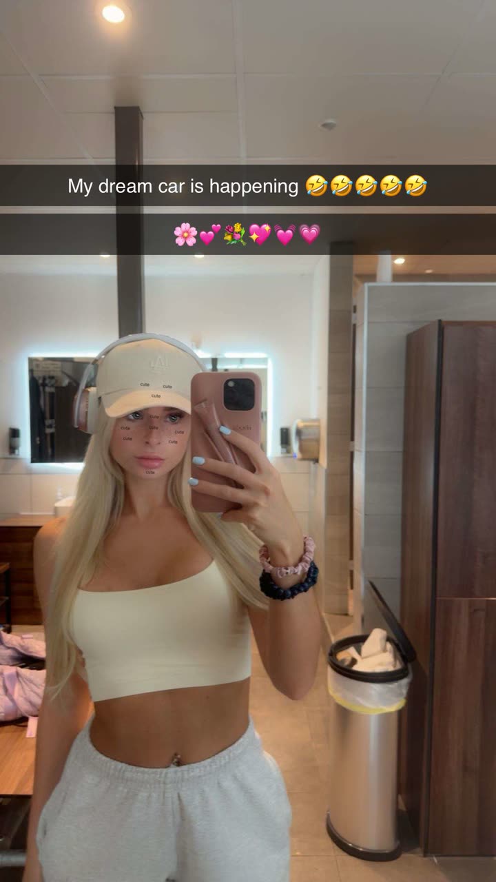 maddietaggx snapchat image archive image