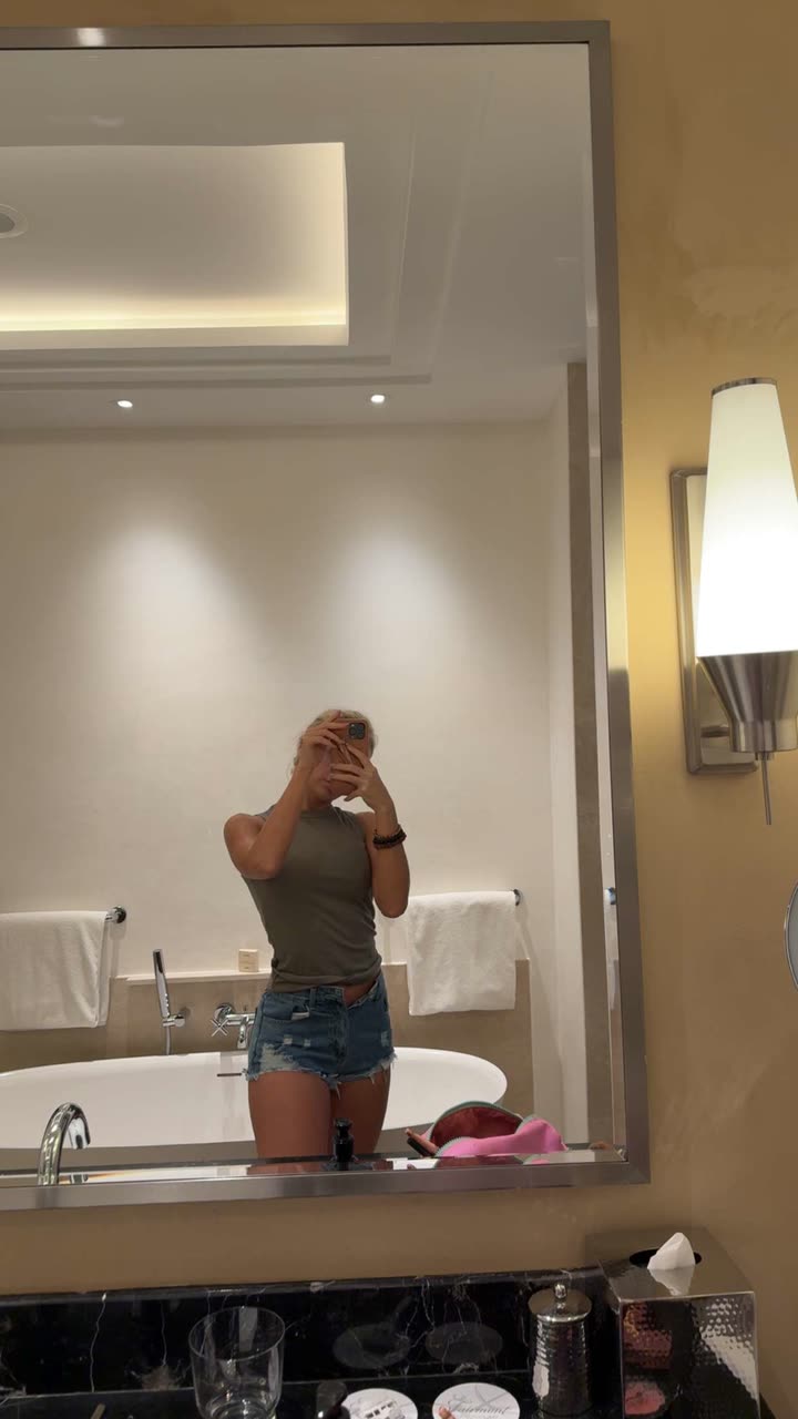 maddietaggx snapchat image archive image