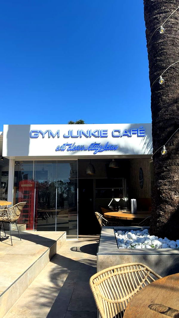 maddietaggx image ~ Altpins