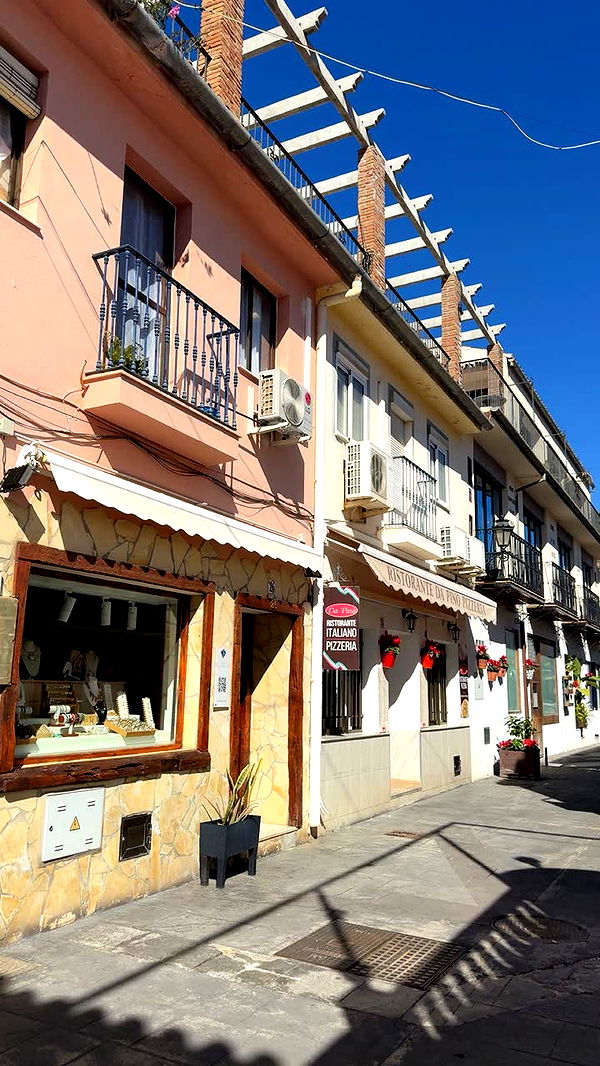 maddietaggx image ~ Altpins