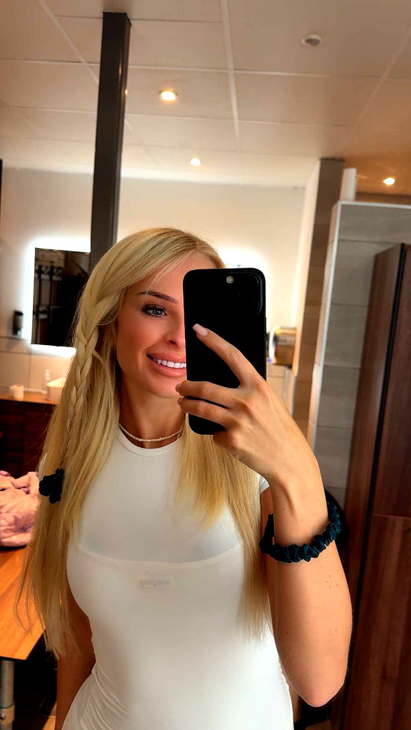 maddietaggx image ~ Altpins