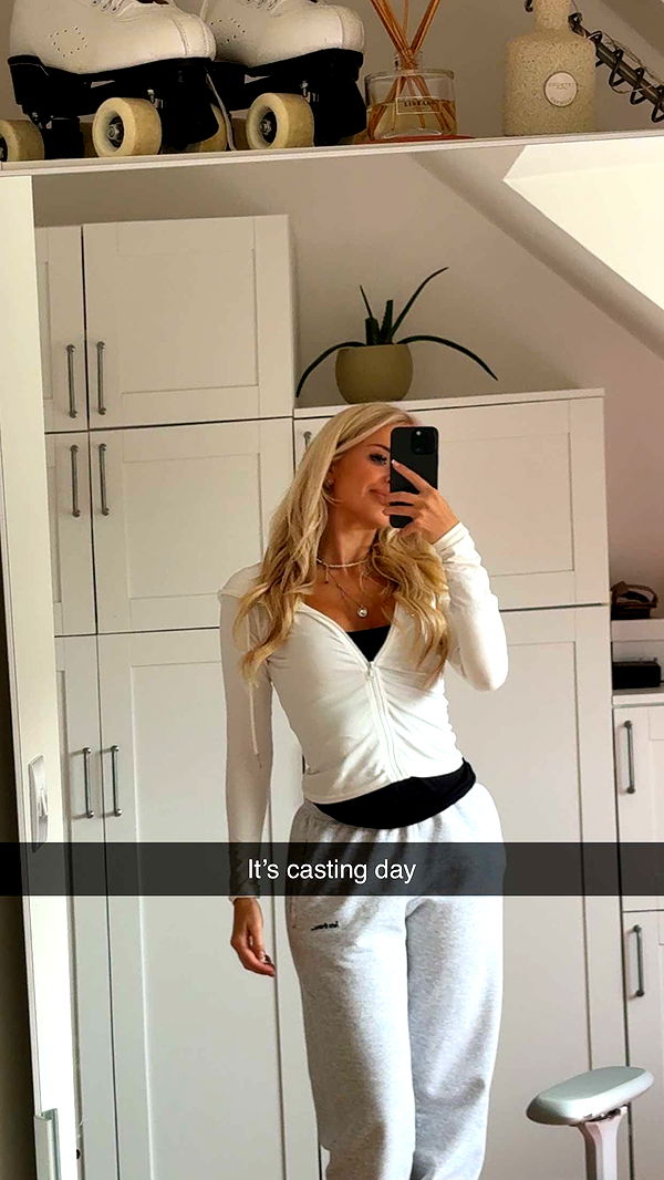 maddietaggx image ~ Altpins