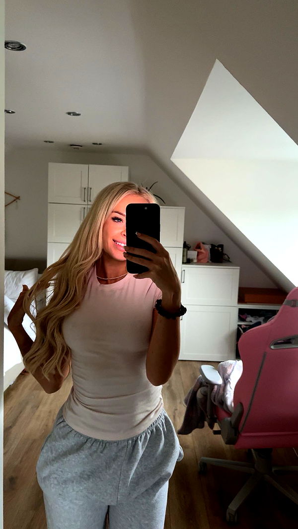 maddietaggx image ~ Altpins