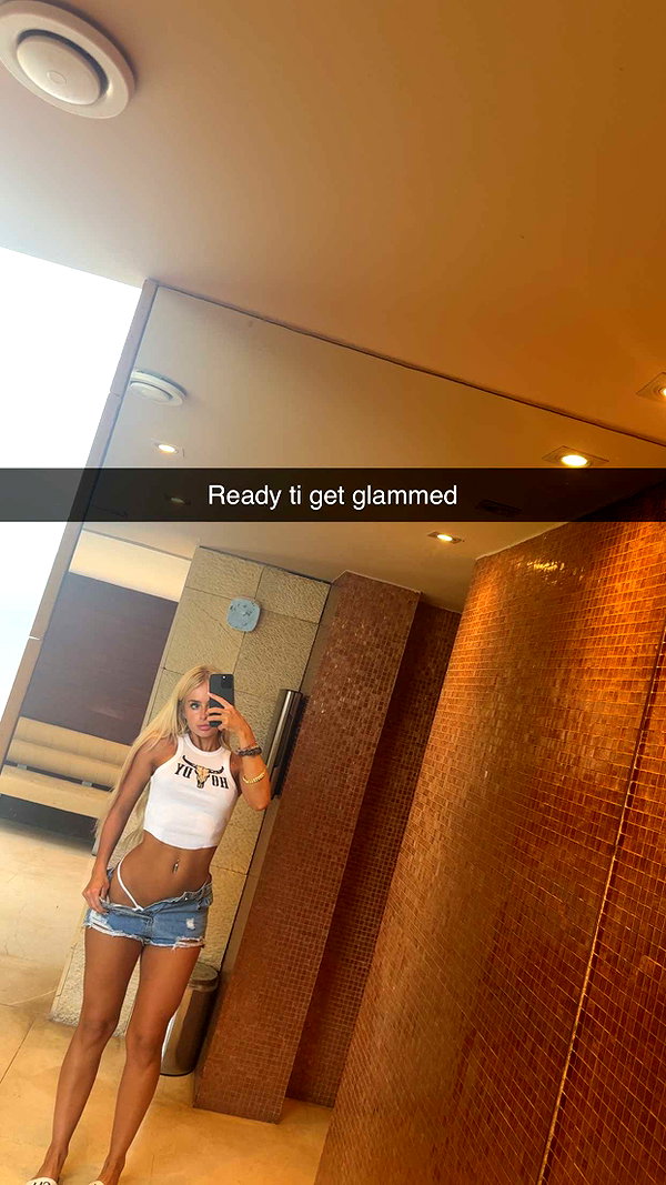 maddietaggx snapchat image archive image