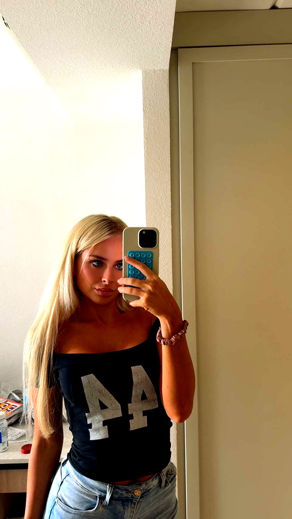 maddietaggx snapchat image archive image