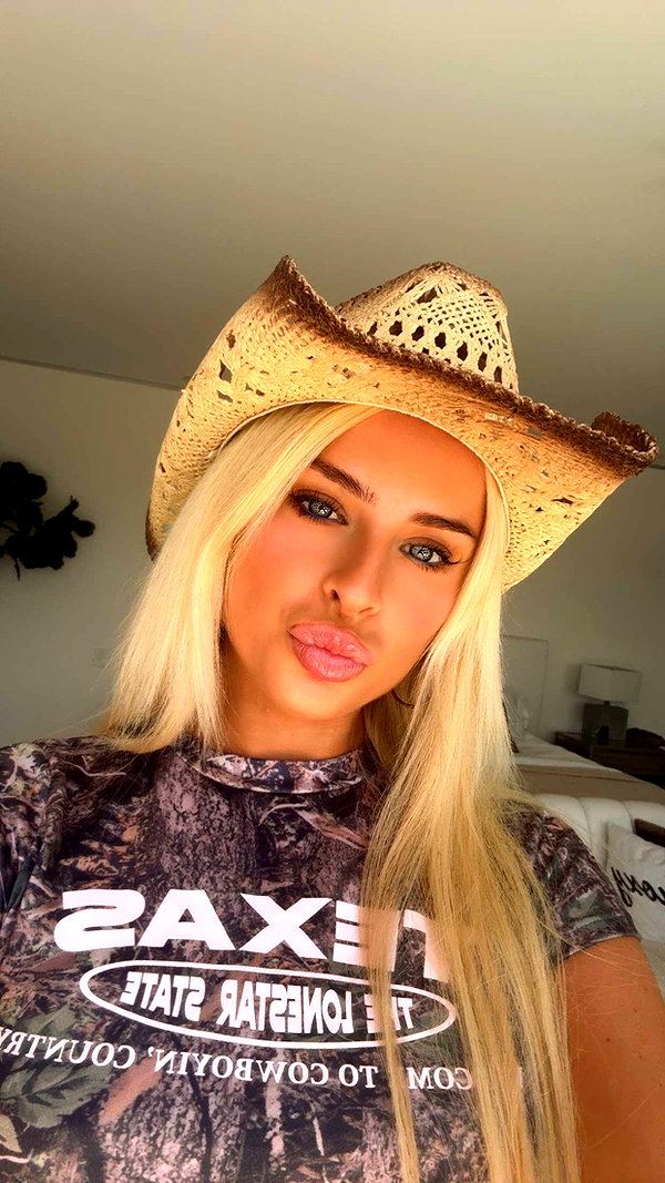 maddietaggx snapchat image archive image