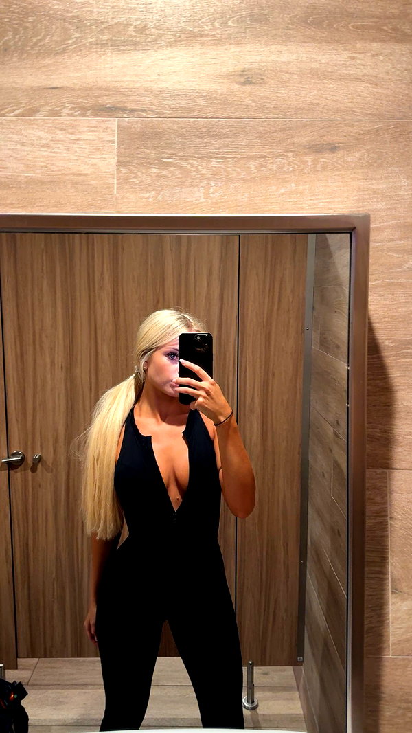 maddietaggx snapchat image archive image