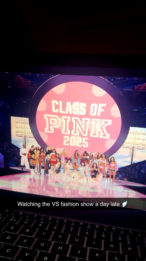maddietaggx snapchat image archive image