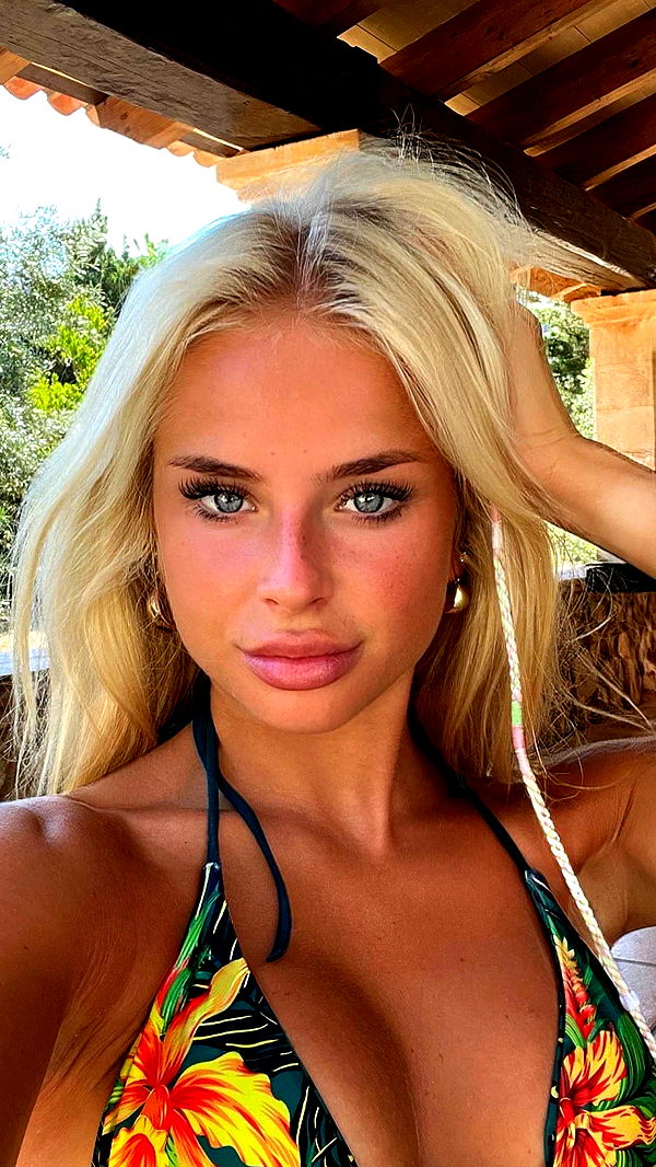 maddietaggx image ~ Altpins