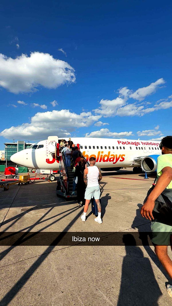 maddietaggx image ~ Altpins