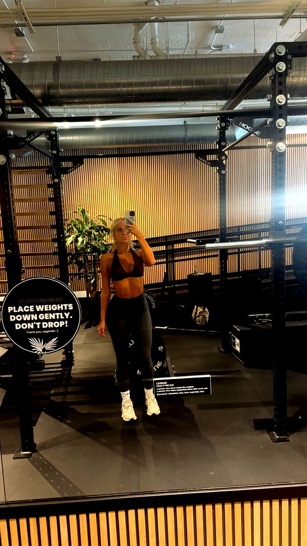 maddietaggx image ~ Altpins