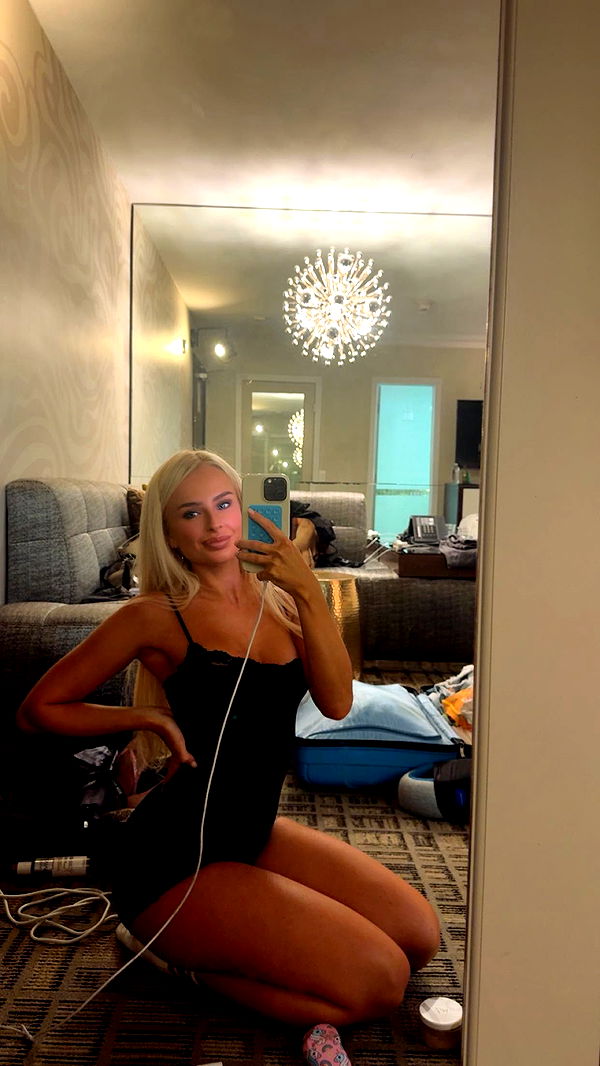 maddietaggx image ~ Altpins