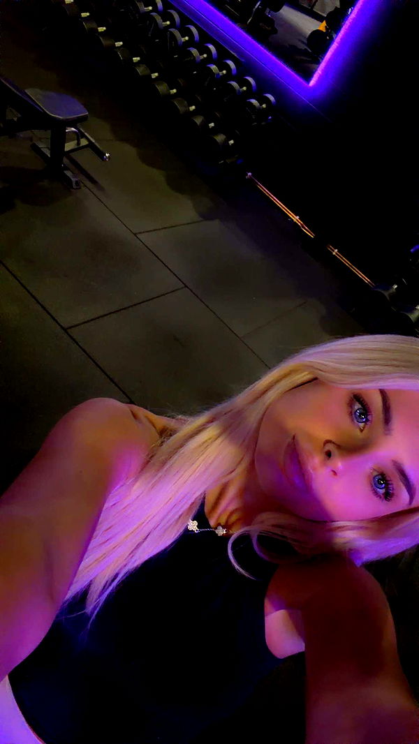 maddietaggx image ~ Altpins