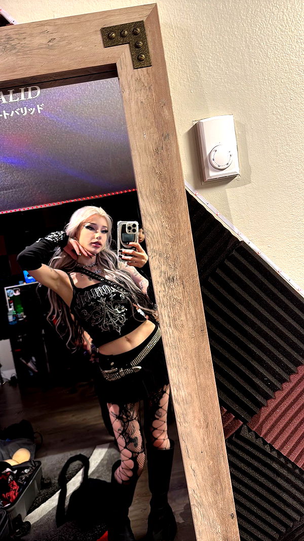 maddysine image ~ Altpins