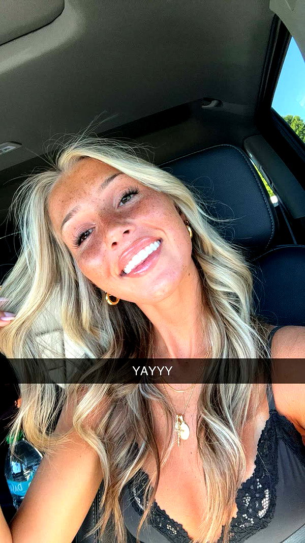 maddyy_dodd snapchat image archive image