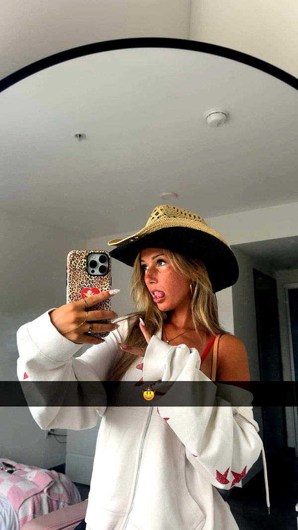maddyy_dodd snapchat image archive image