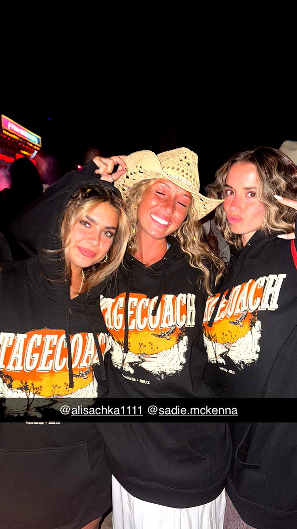 maddyy_dodd snapchat image archive image