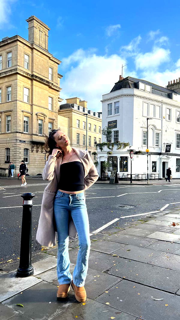 mathilda_bergs image ~ Altpins