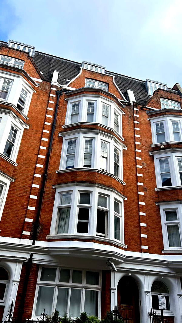 mathilda_bergs image ~ Altpins