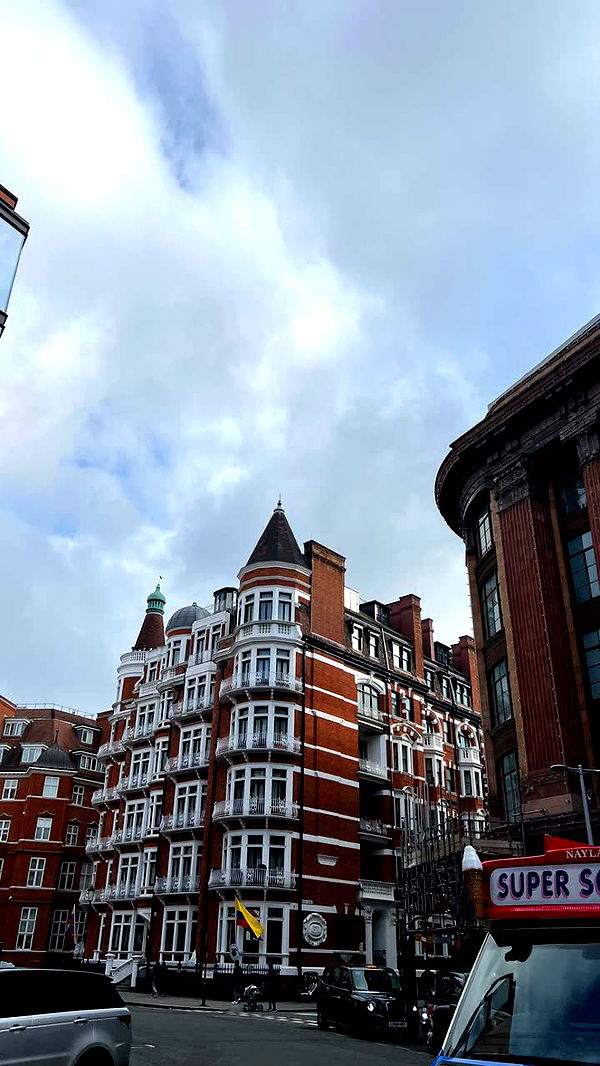 mathilda_bergs image ~ Altpins