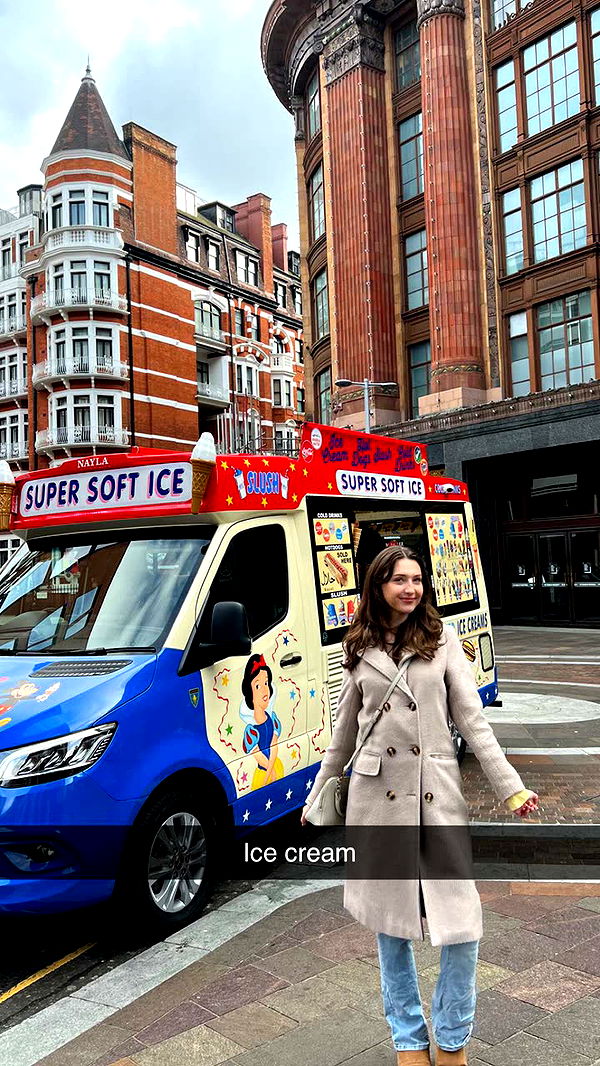 mathilda_bergs image ~ Altpins