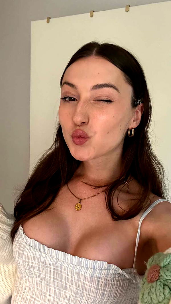 mathilda_bergs image ~ Altpins