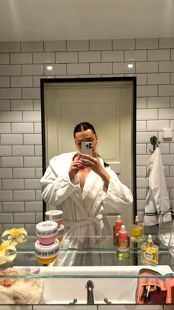 mathilda_bergs image ~ Altpins