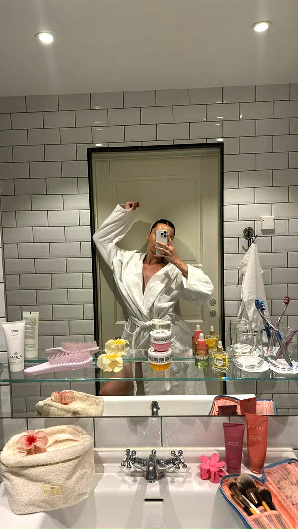 mathilda_bergs image ~ Altpins