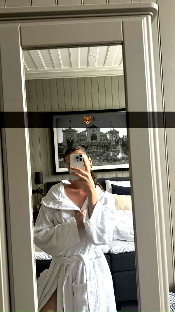 mathilda_bergs image ~ Altpins