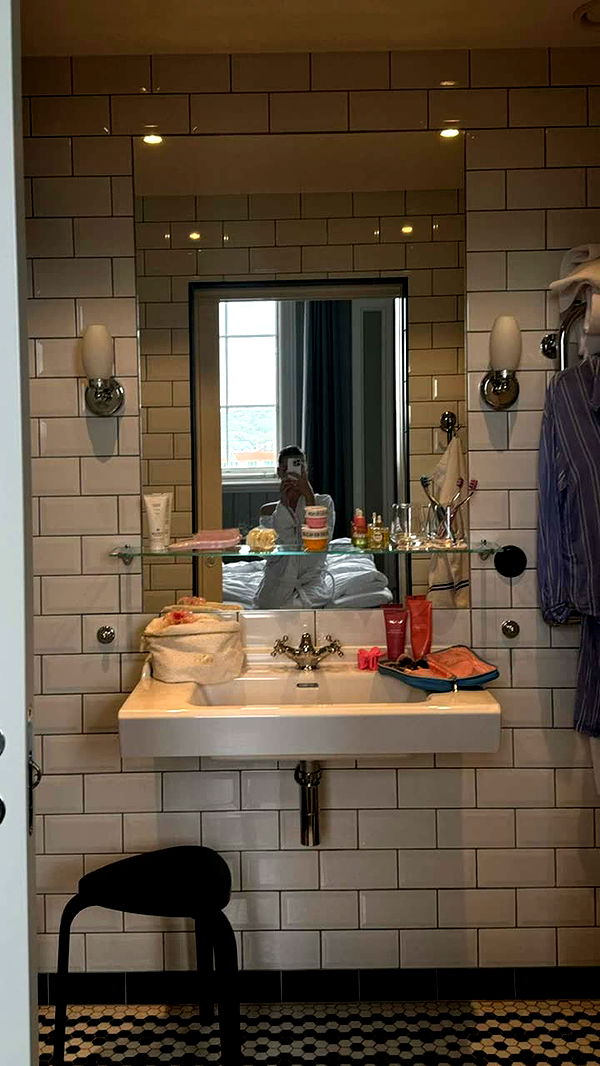 mathilda_bergs image ~ Altpins