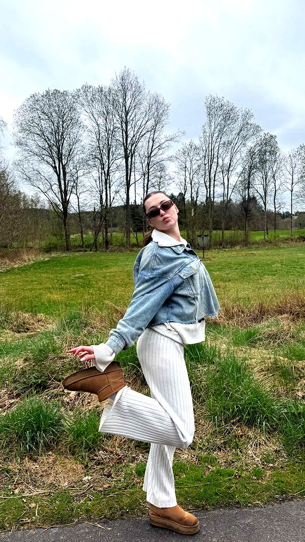 mathilda_bergs image ~ Altpins