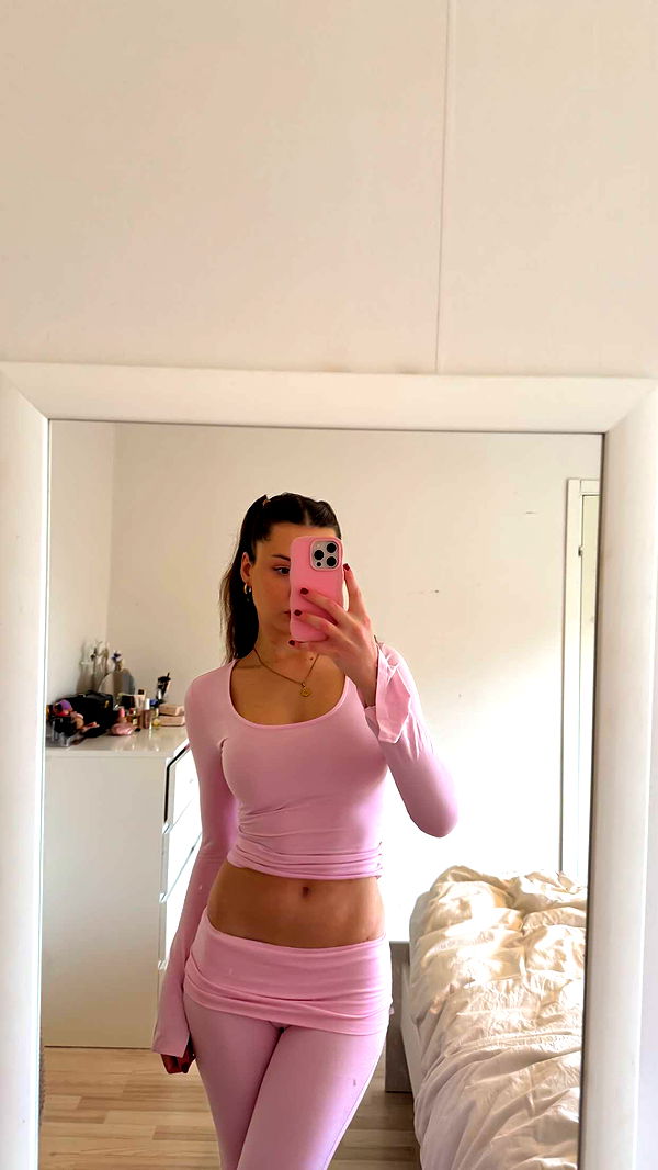 mathilda_bergs image ~ Altpins