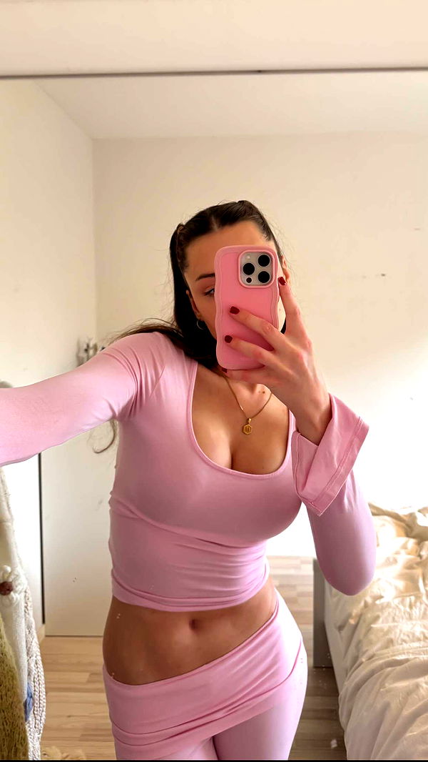 mathilda_bergs image ~ Altpins