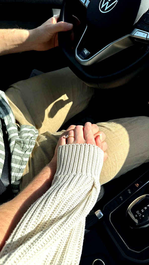 mathilda_bergs image ~ Altpins