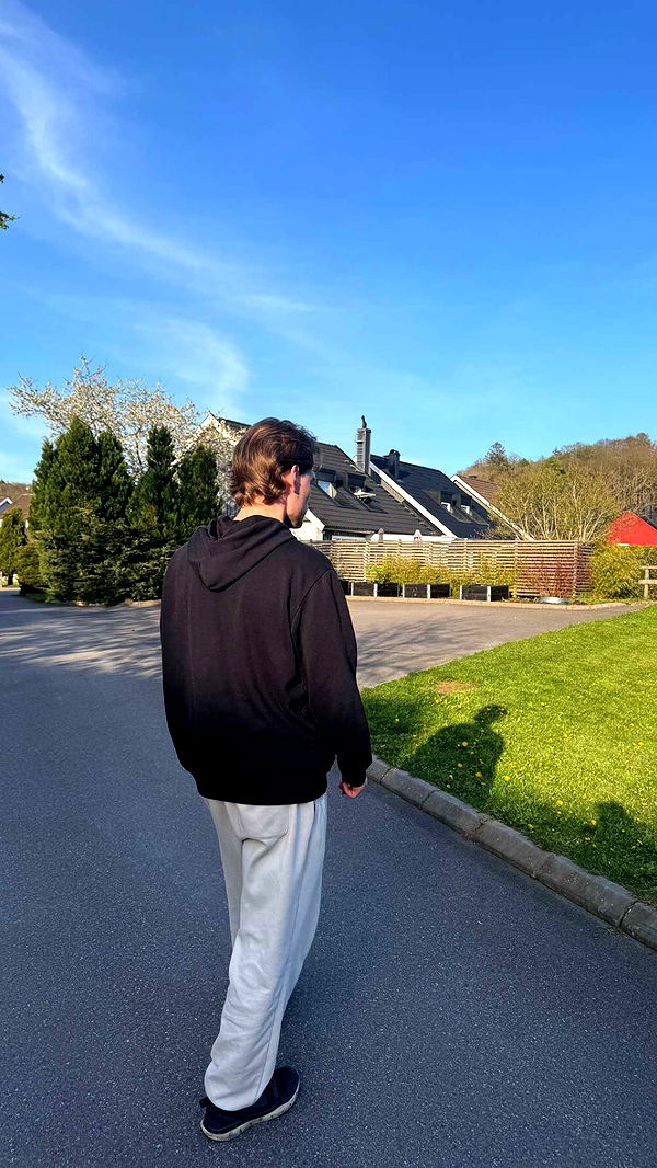 mathilda_bergs image ~ Altpins