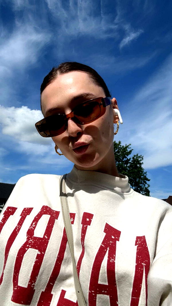 mathilda_bergs image ~ Altpins