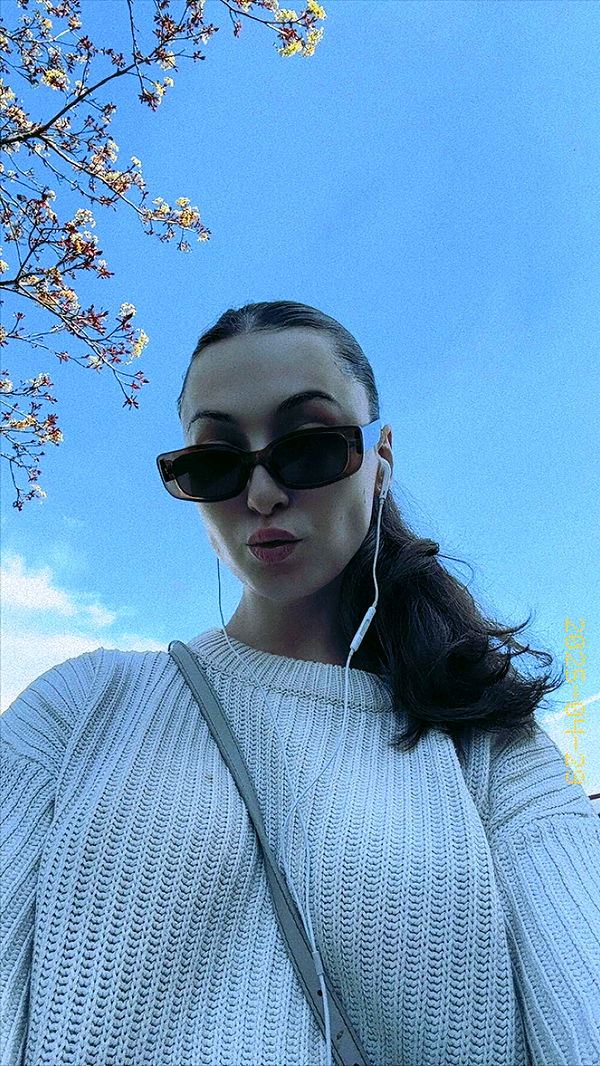 mathilda_bergs image ~ Altpins