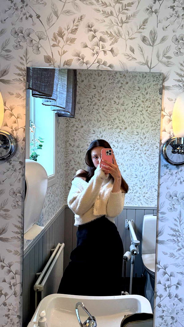 mathilda_bergs image ~ Altpins