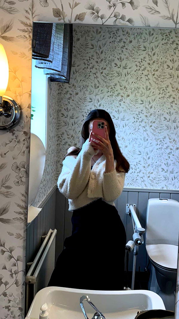 mathilda_bergs image ~ Altpins