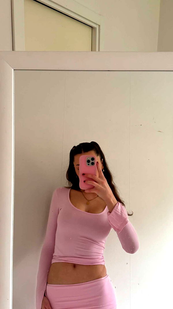 mathilda_bergs image ~ Altpins