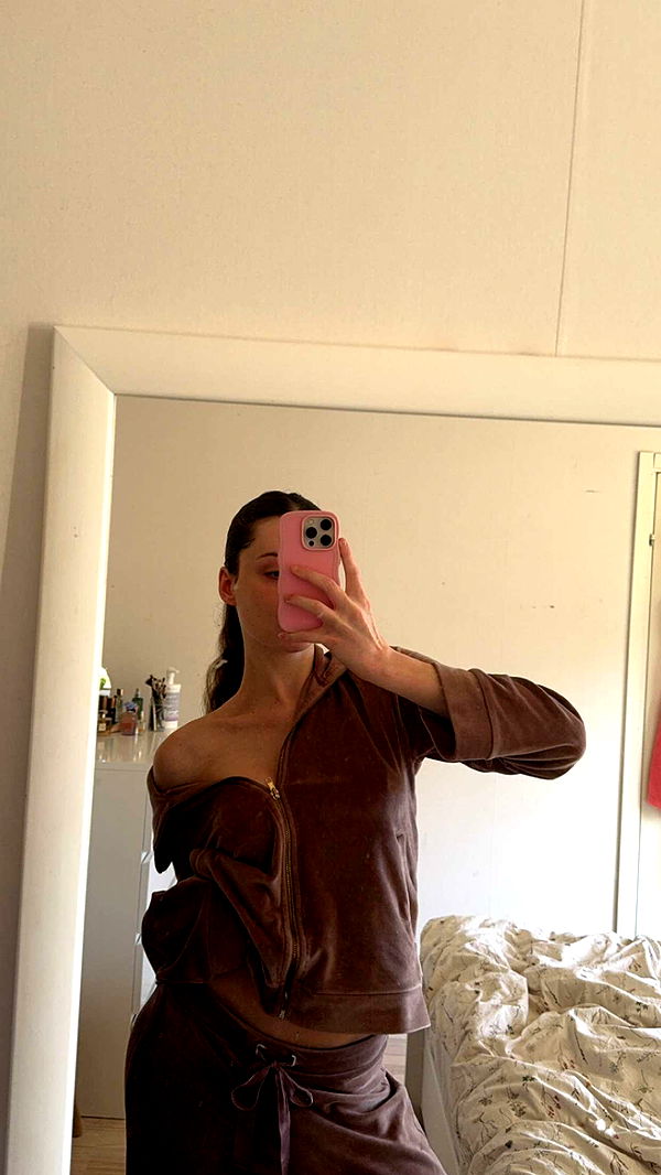 mathilda_bergs image ~ Altpins