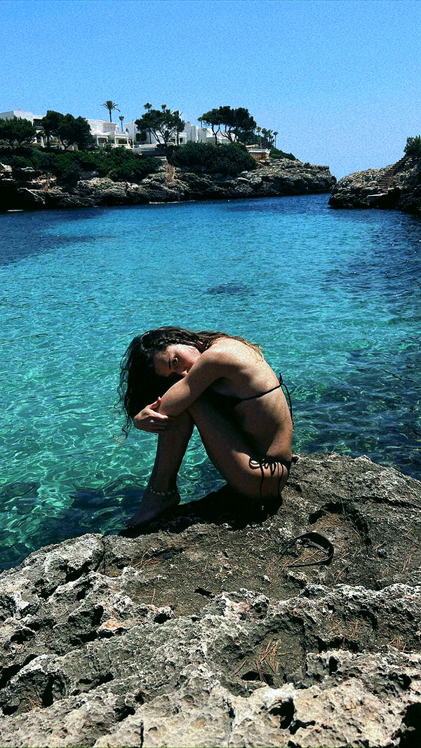 mathilda_bergs image ~ Altpins