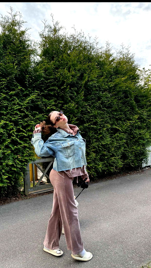 mathilda_bergs image ~ Altpins