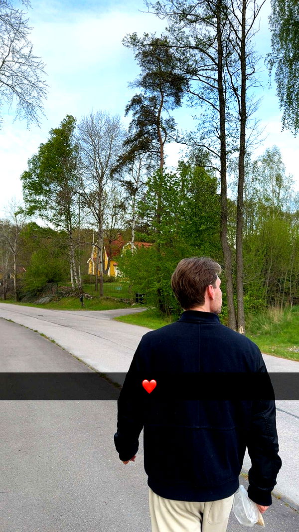 mathilda_bergs image ~ Altpins