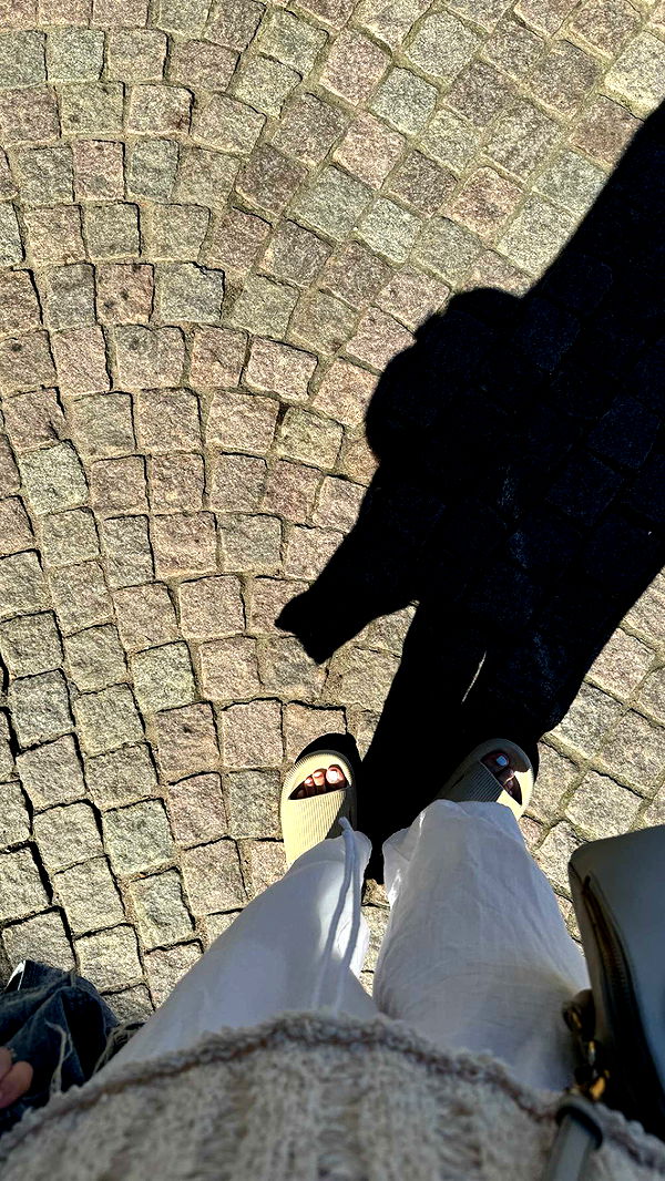 mathilda_bergs image ~ Altpins