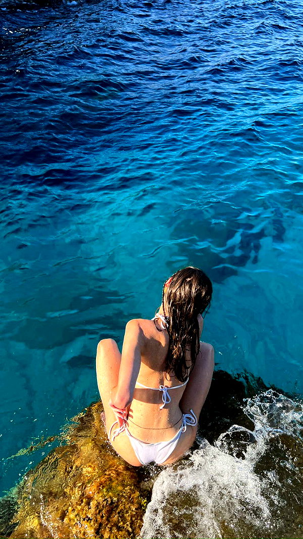 mathilda_bergs image ~ Altpins